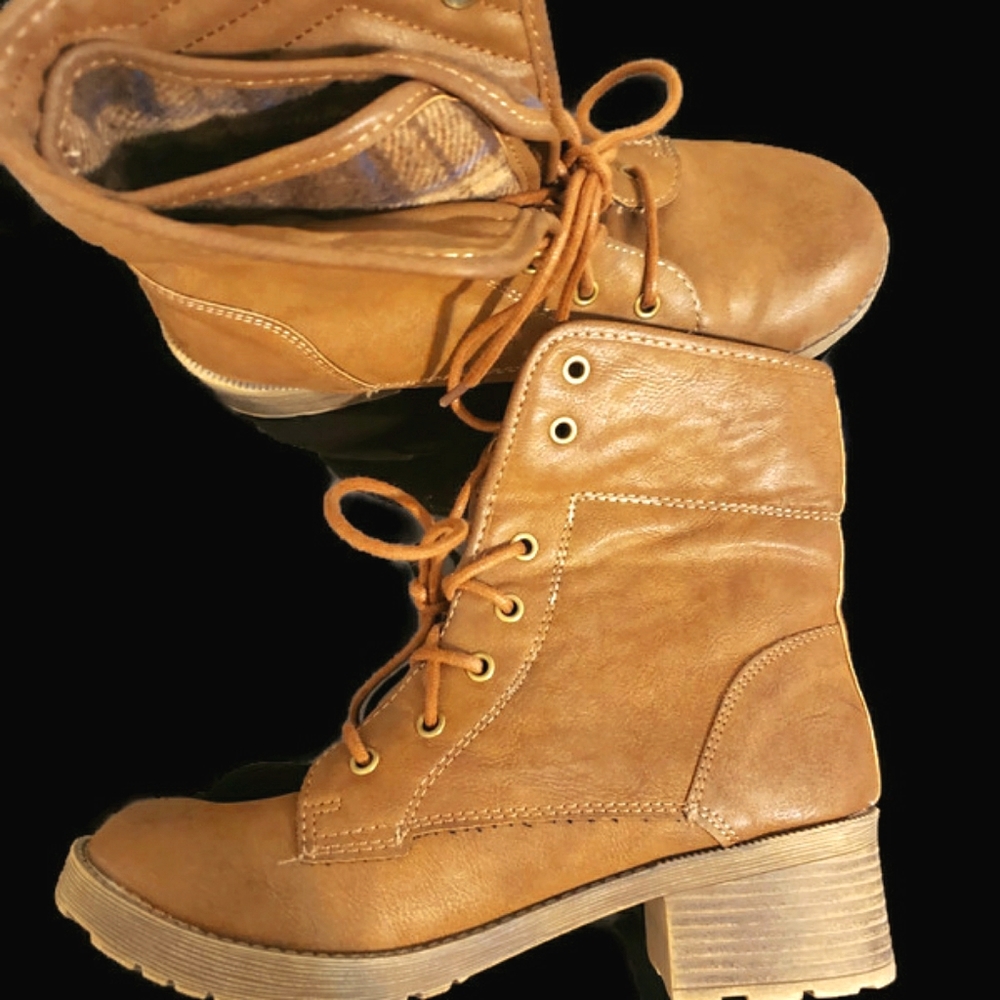 Woman's boots